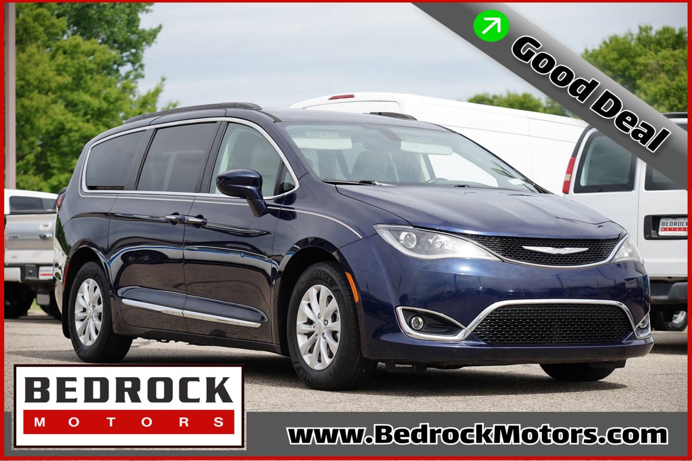 2017 Chrysler Pacifica Touring L — Minivan — 89,245 mi — Rogers, MN