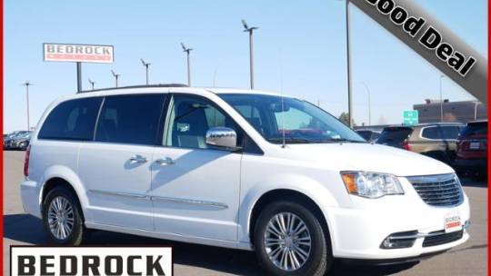 2016 Chrysler Town & Country Touring-L Anniversary Edition — Minivan — 80,376 mi — Rogers, MN