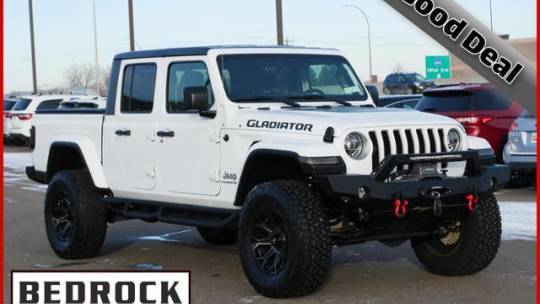 2022 Jeep Gladiator Overland — Pickup Truck — 8,780 mi — Rogers, MN