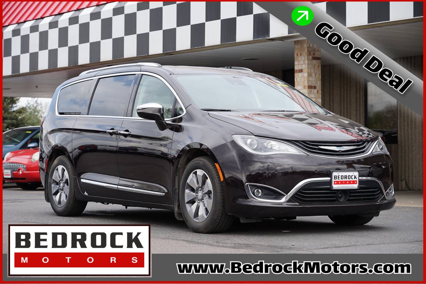 2018 Chrysler Pacifica Hybrid Limited — Minivan — 108,870 mi — Blaine, MN