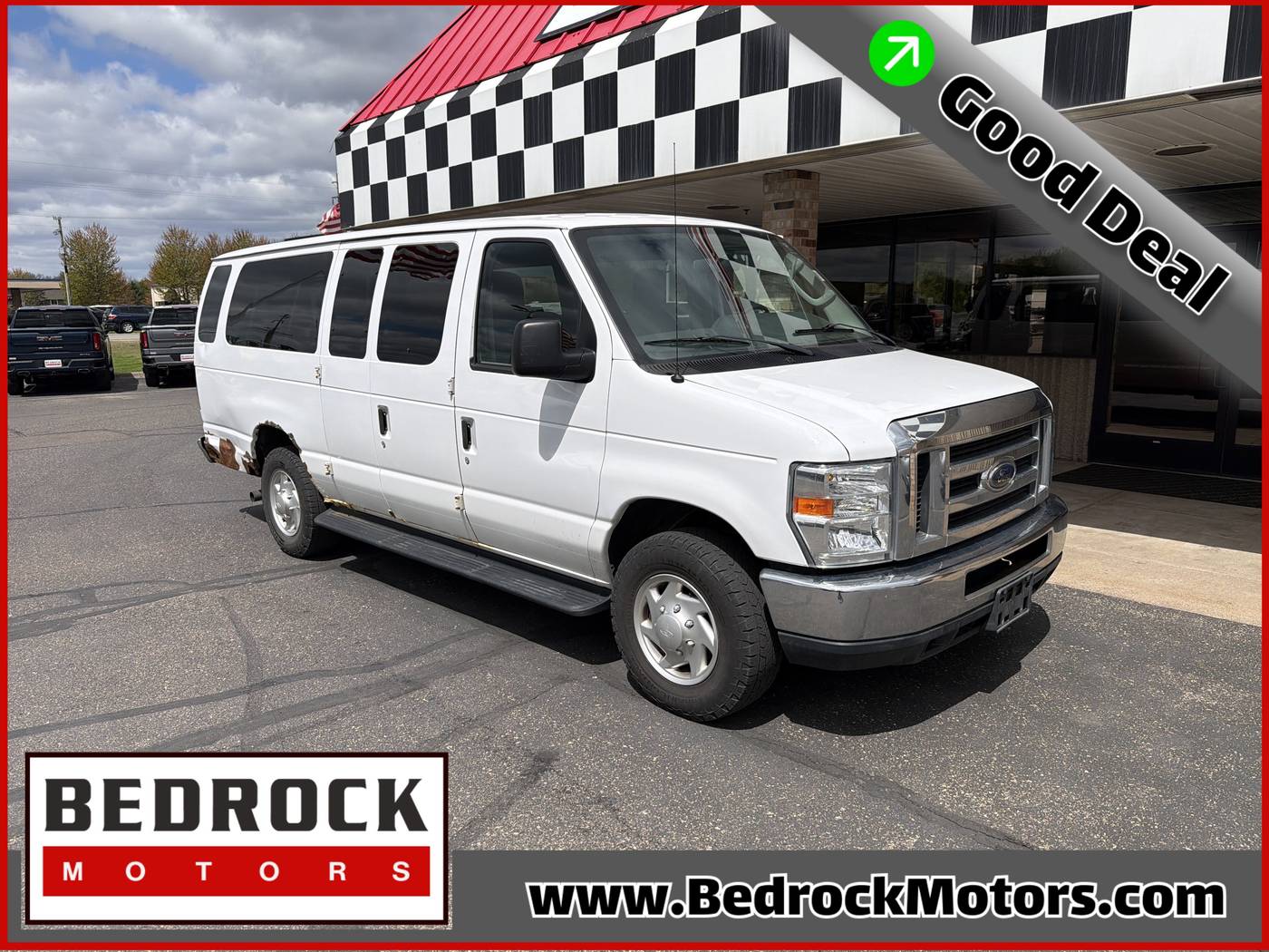 2013 Ford Econoline Wagon E-350 Super Duty XLT