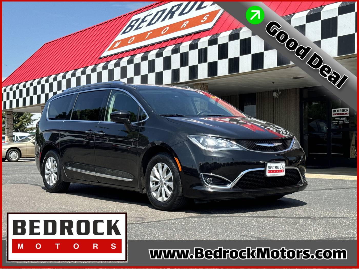 2018 Chrysler Pacifica Touring L — Minivan — 70,317 mi — Blaine, MN