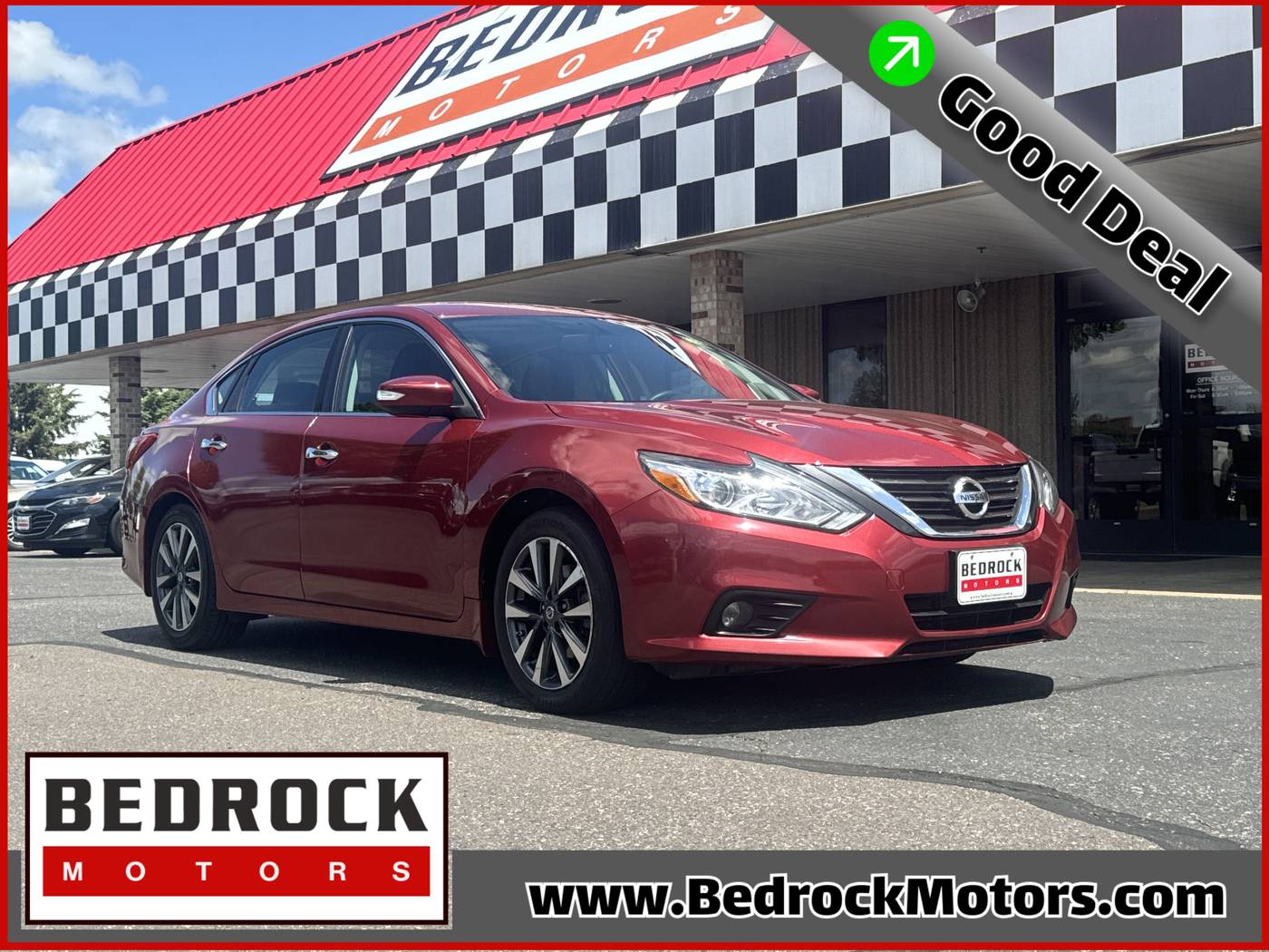 2017 Nissan Altima 2.5 SV — Sedan — 120,699 mi — Blaine, MN