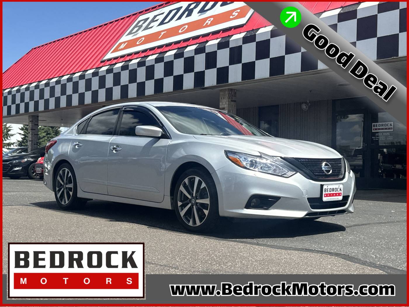 2016 Nissan Altima 2.5 SR — Sedan — 104,213 mi — Blaine, MN