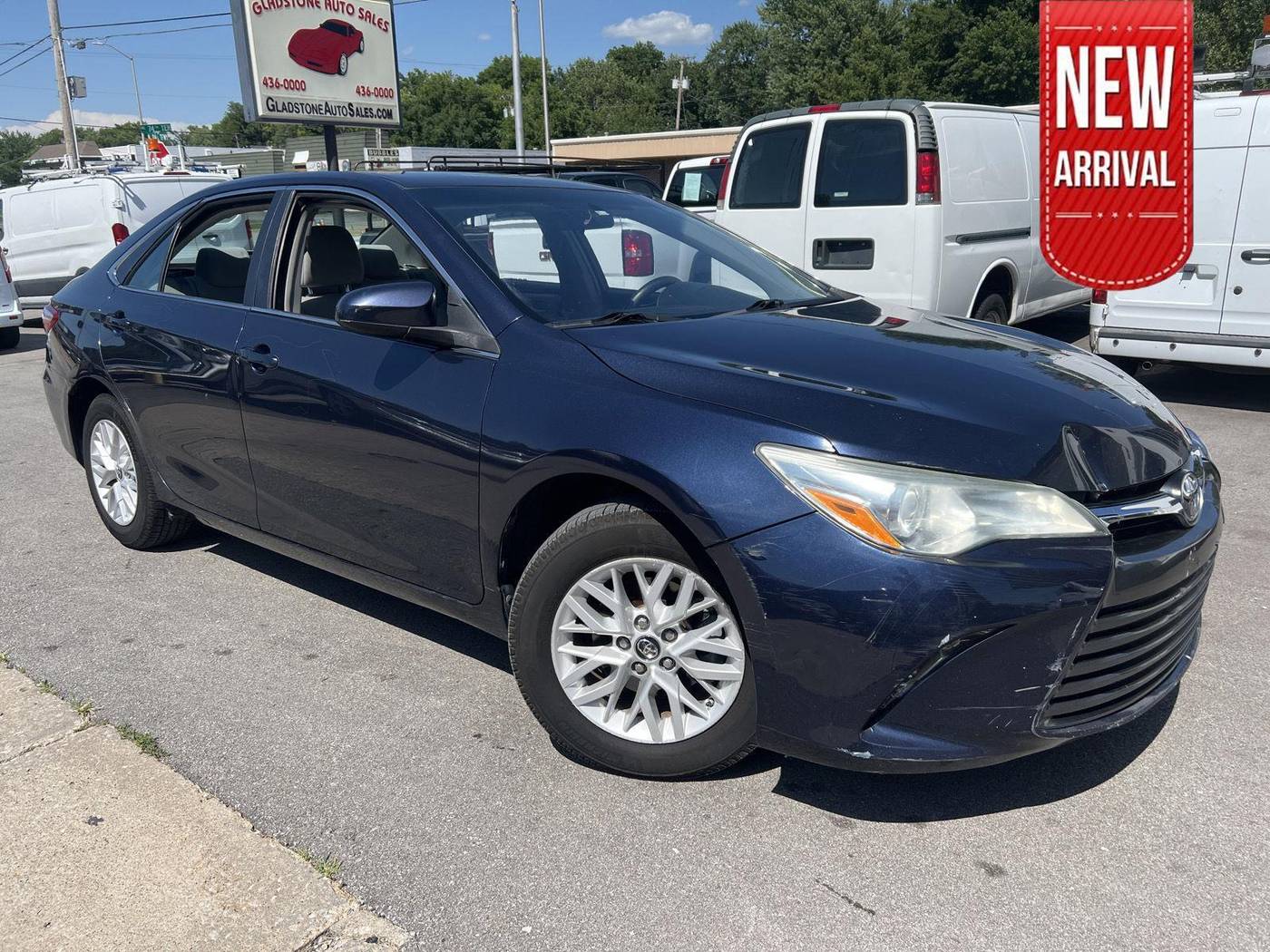 2016 Toyota Camry LE — Sedan — 137,033 mi — Gladstone, MO