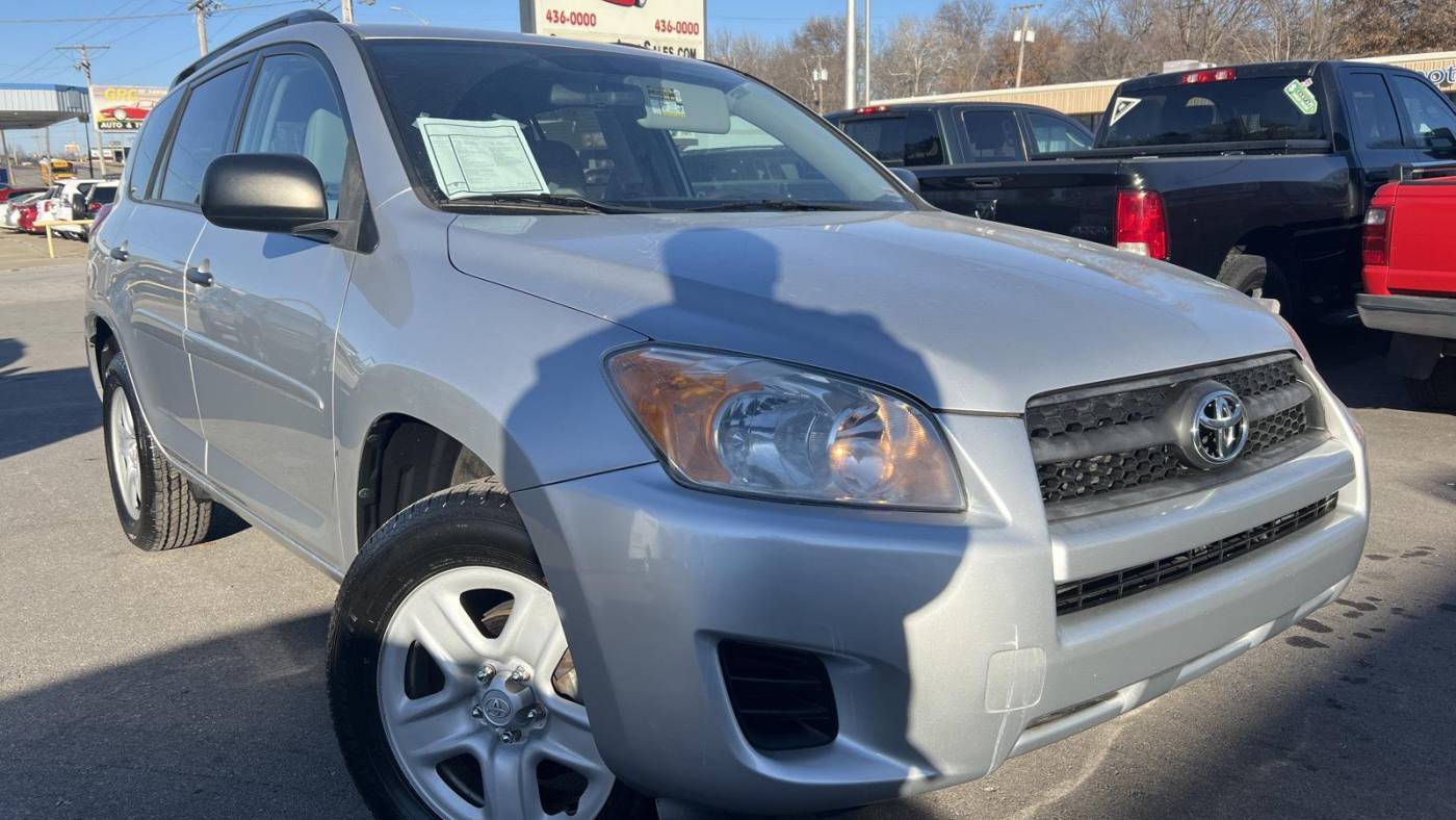 2011 Toyota RAV4 Base — SUV — 48,965 mi — Gladstone, MO