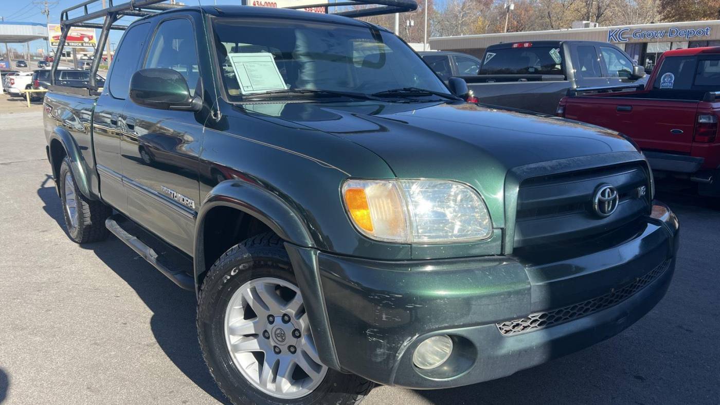 2003 Toyota Tundra Limited — Pickup Truck — 105,613 mi — Gladstone, MO