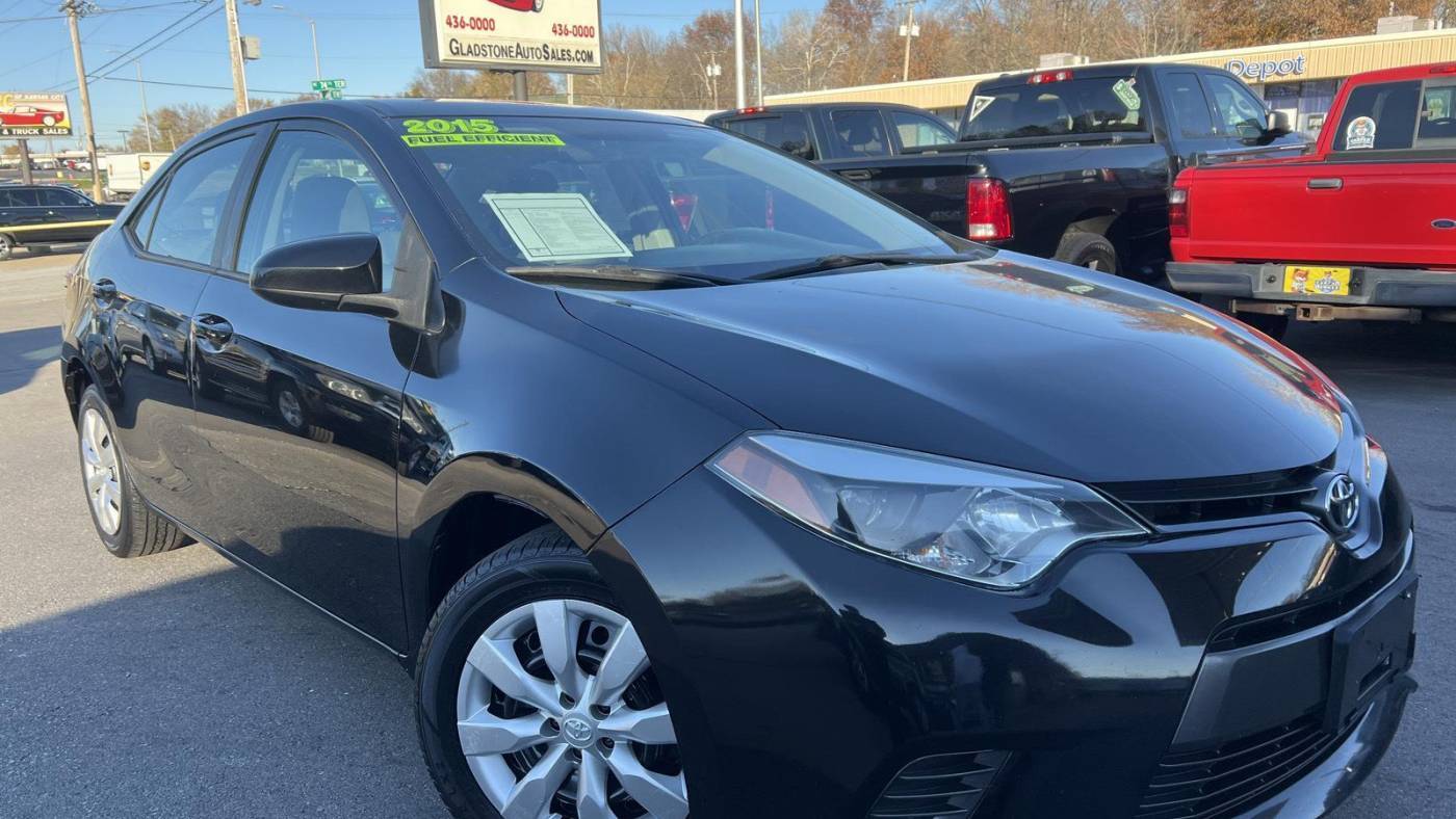 2015 Toyota Corolla LE — Sedan — 95,785 mi — Gladstone, MO