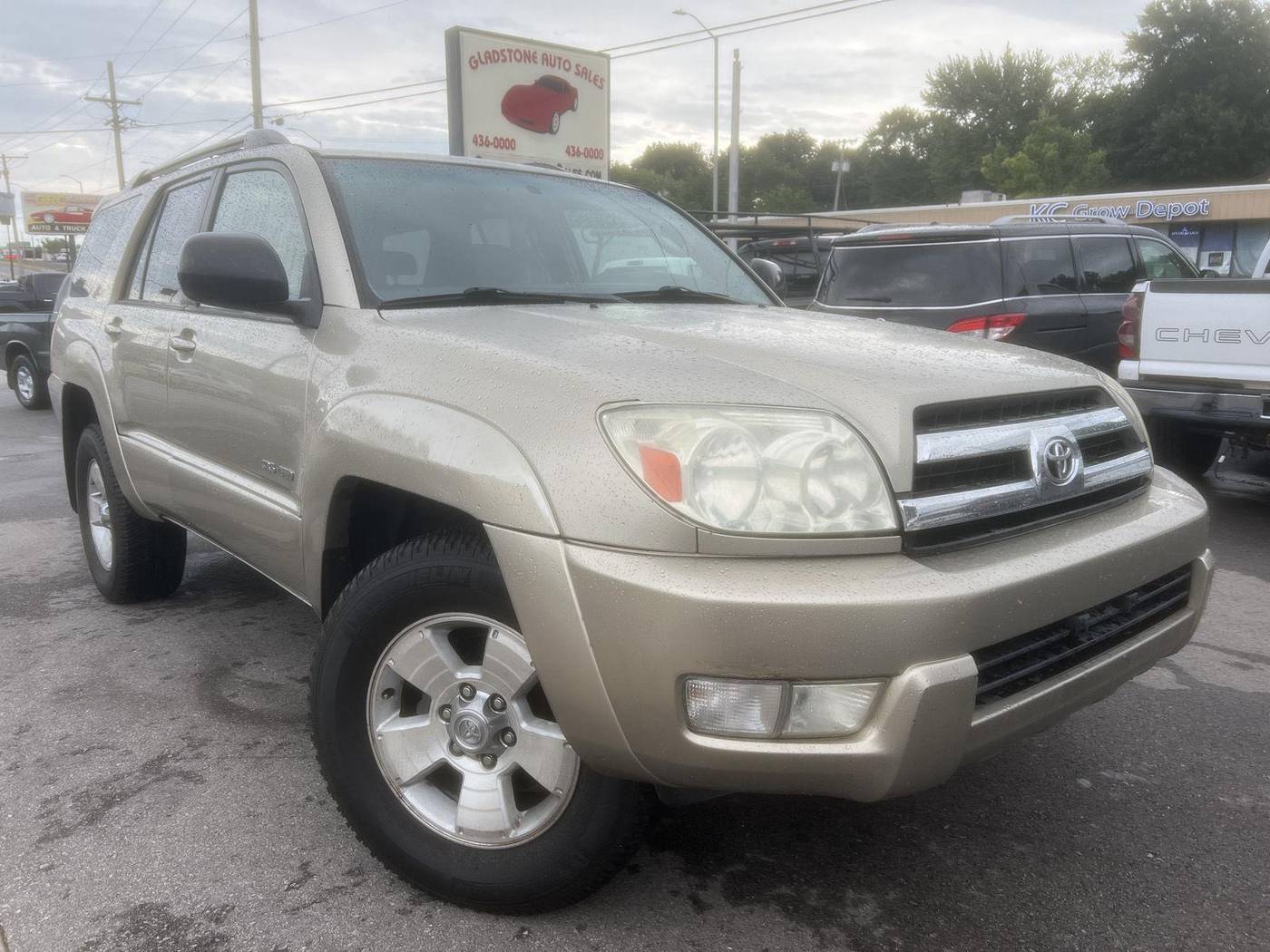 2005 Toyota 4Runner SR5 — SUV — 242,139 mi — Gladstone, MO