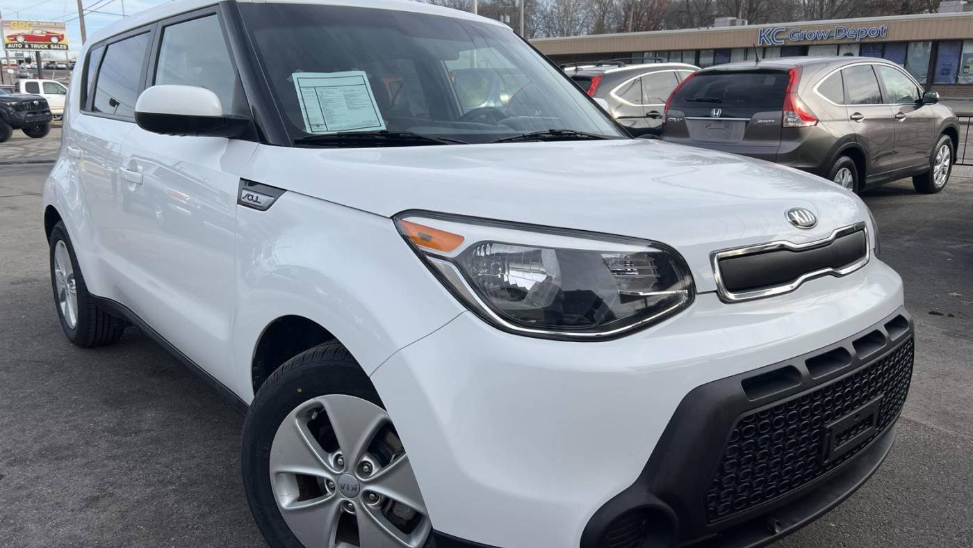 2015 Kia Soul Base — Hatchback — 46,295 mi — Gladstone, MO