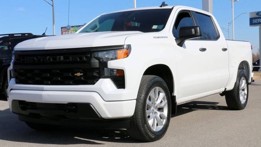 2023 Chevrolet Silverado 1500 Custom — Pickup Truck — 28,215 mi — Oklahoma City, OK