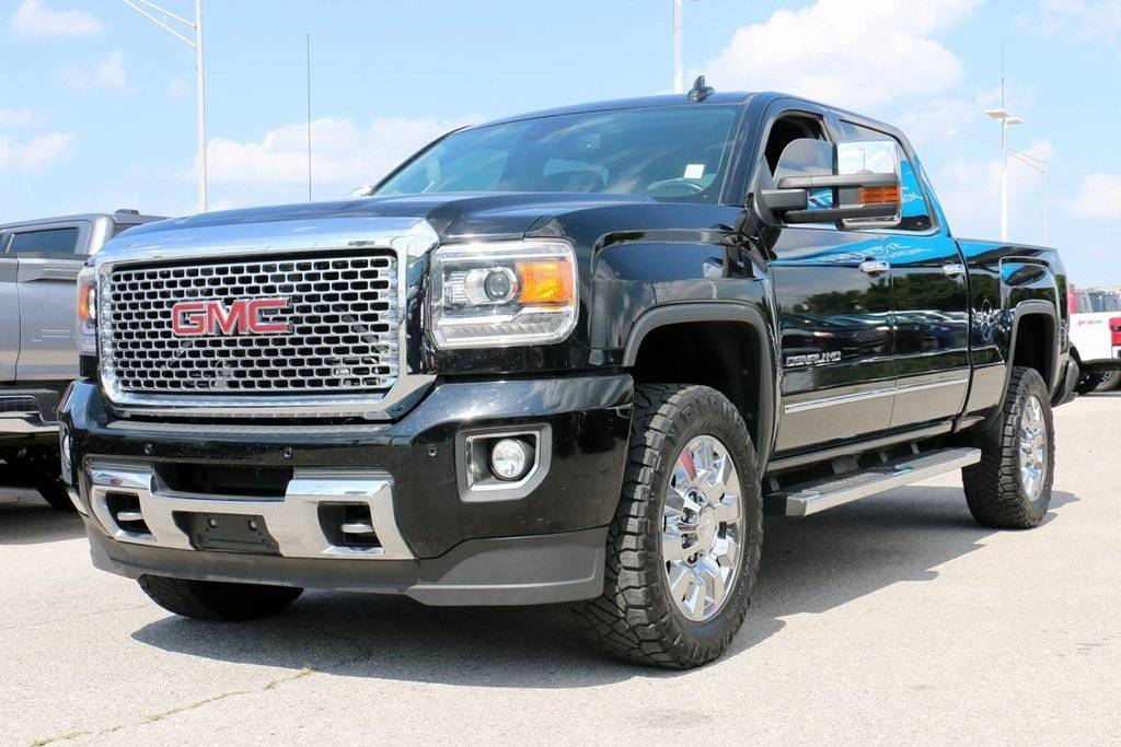 2015 GMC Sierra 2500HD Denali — Pickup Truck — 105,717 mi — Oklahoma City, OK