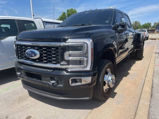 2024 Ford Super Duty F-350 Platinum — Pickup Truck — 24,654 mi — Oklahoma City, OK