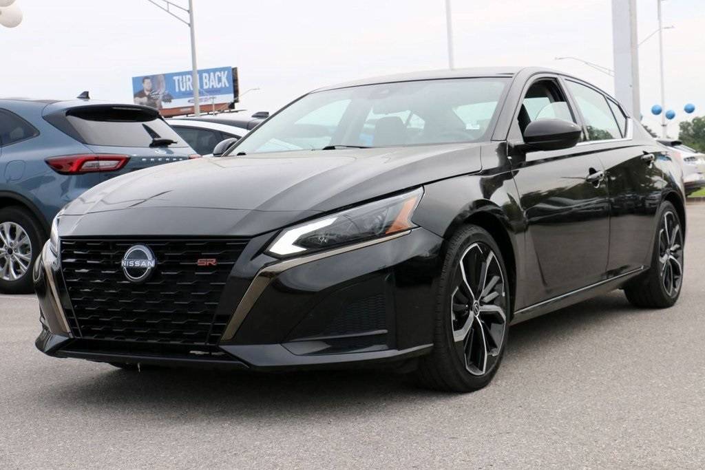 2023 Nissan Altima SR — Sedan — 60,567 mi — Oklahoma City, OK