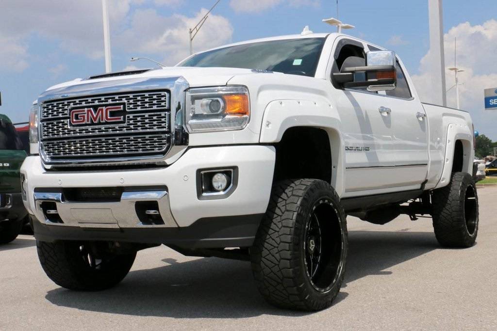 2019 GMC Sierra 2500HD Denali — Pickup Truck — 91,143 mi — Oklahoma City, OK
