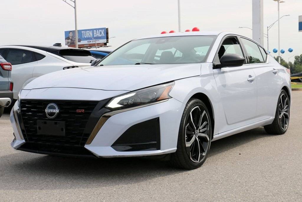 2023 Nissan Altima SR — Sedan — 60,464 mi — Oklahoma City, OK