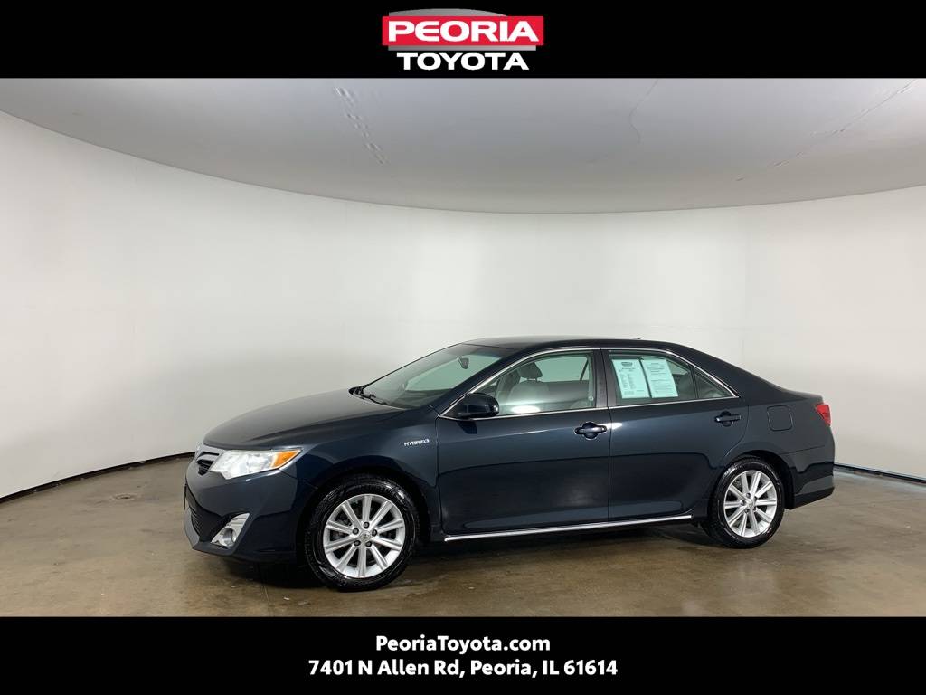 2014 Toyota Camry Hybrid LE — Sedan — 195,253 mi — Peoria, IL