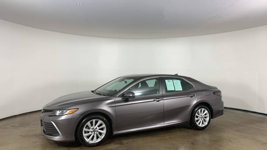 2022 Toyota Camry LE — Sedan — 54,866 mi — Peoria, IL