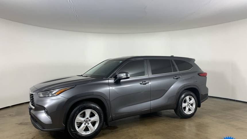 2023 Toyota Highlander LE — SUV — 30,701 mi — Peoria, IL