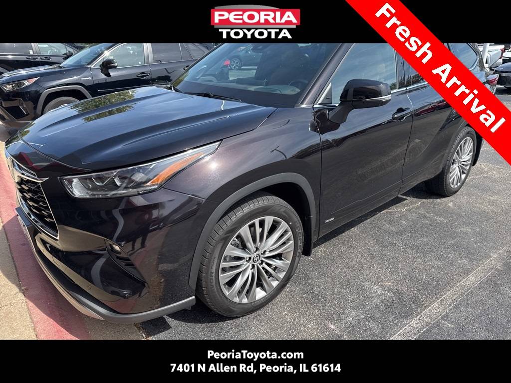 2022 Toyota Highlander Hybrid Platinum — SUV — 99,880 mi — Peoria, IL