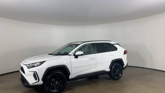 2024 Toyota RAV4 XLE — SUV — 23,649 mi — Peoria, IL