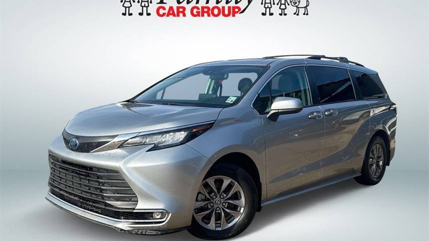 2022 Toyota Sienna XLE — Minivan — 64,331 mi — Bossier City, LA