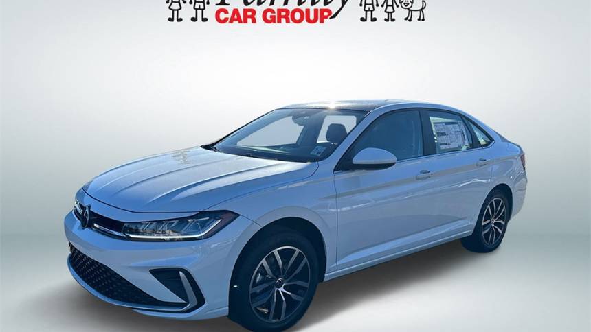 2025 Volkswagen Jetta SE — Sedan — 9,165 mi — Bossier City, LA