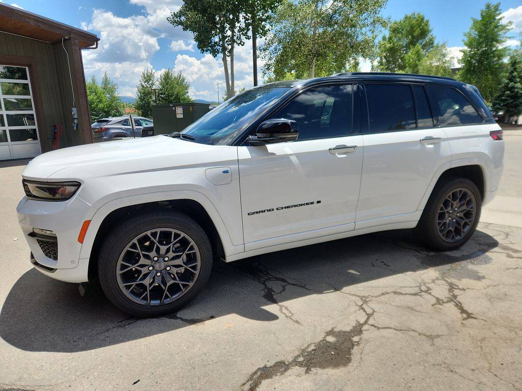 2023 Jeep Grand Cherokee Summit Reserve 4xe — SUV — 36,144 mi — Waynesville, NC