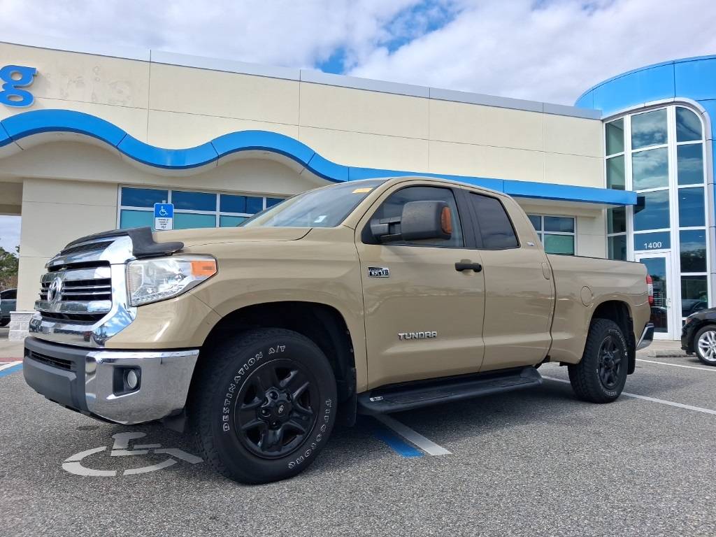 2017 Toyota Tundra SR5
