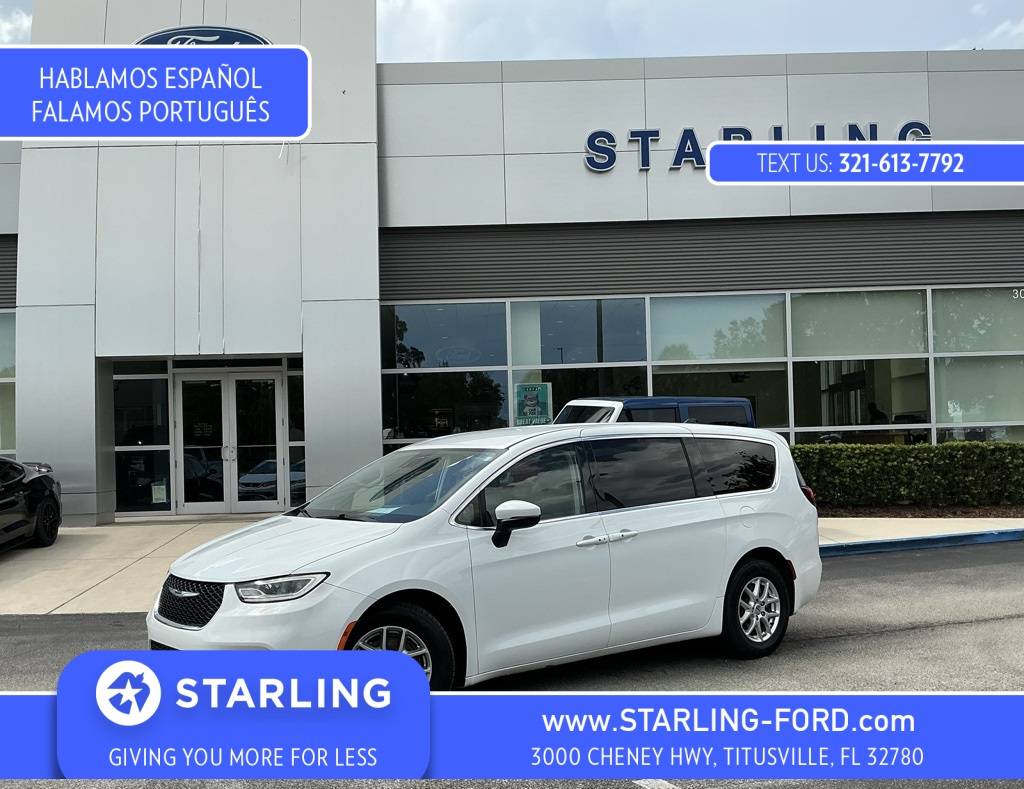 2023 Chrysler Pacifica Touring L — Minivan — 62,743 mi — Titusville, FL