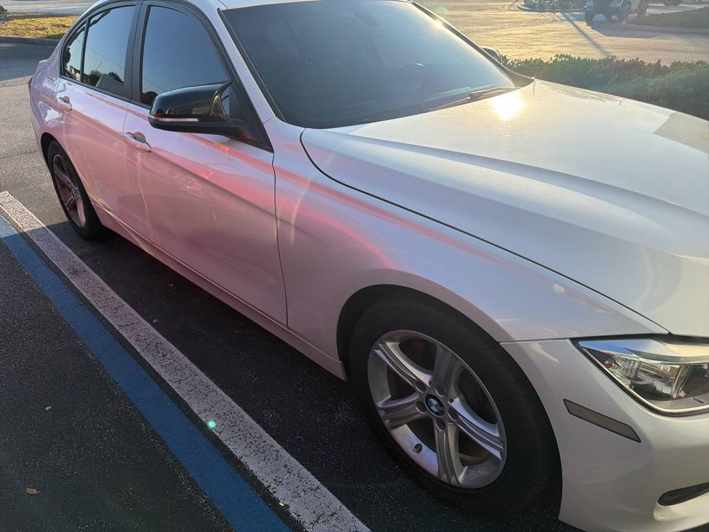 2014 2014 BMW 3 Series 320i