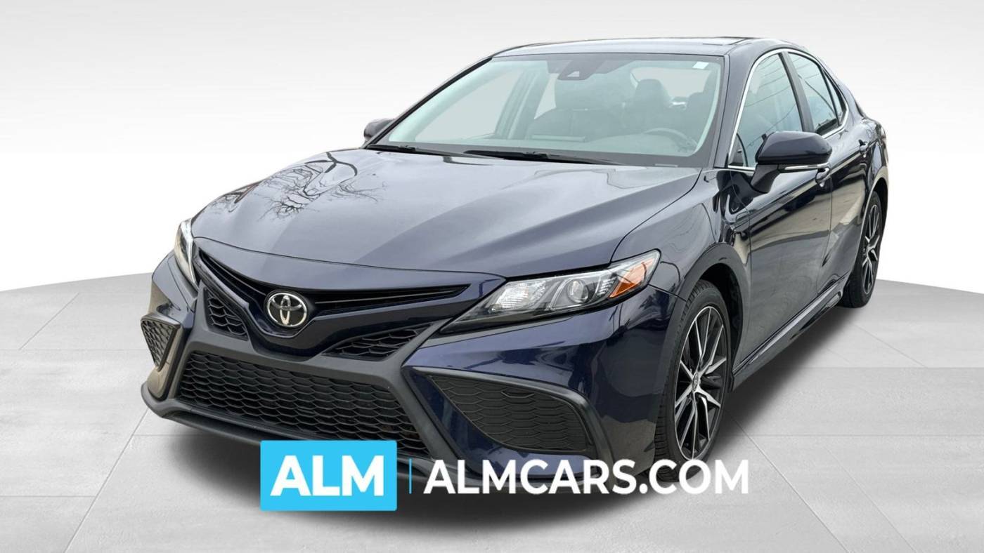 2022 Toyota Camry SE — Sedan — 61,189 mi — Lithia Springs, GA