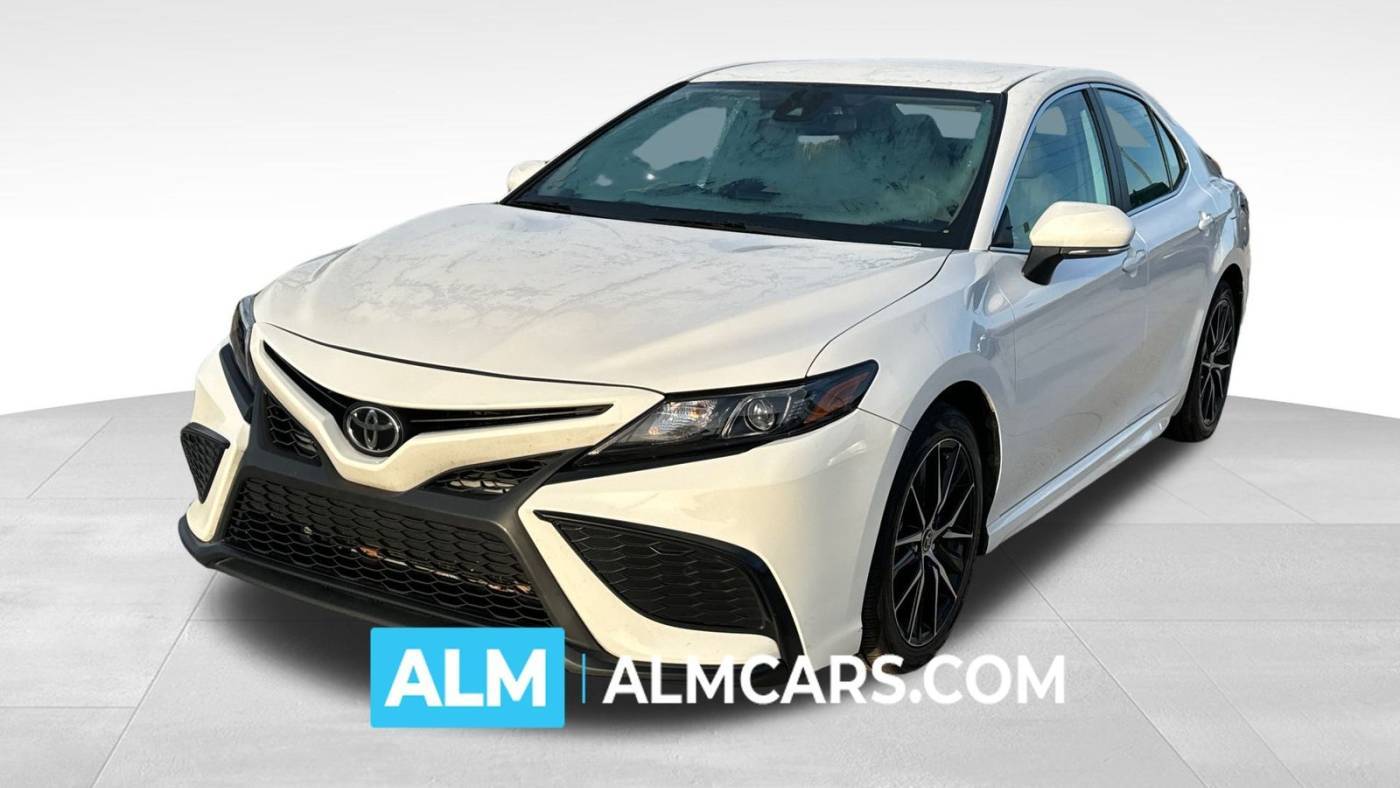 2023 Toyota Camry SE — Sedan — 62,252 mi — Lithia Springs, GA