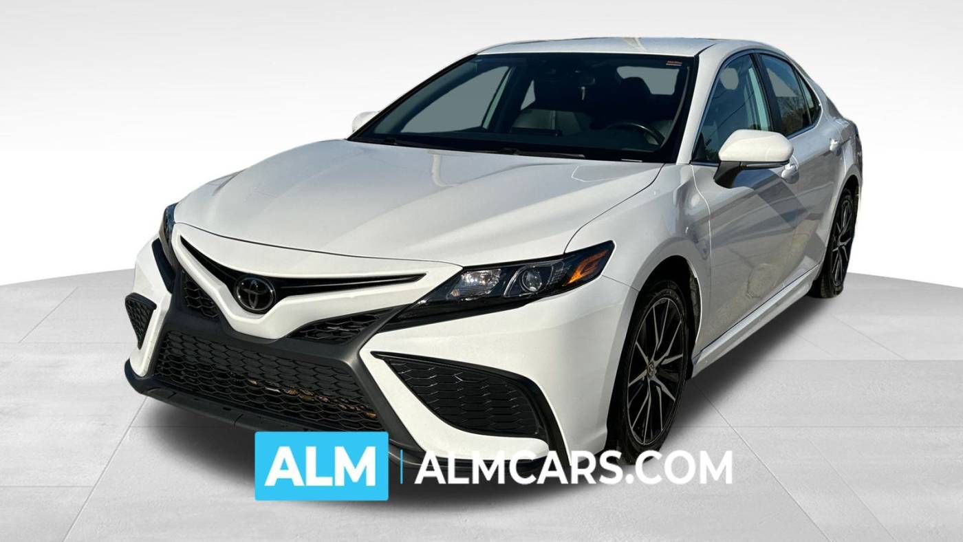 2023 Toyota Camry SE — Sedan — 64,021 mi — Lithia Springs, GA