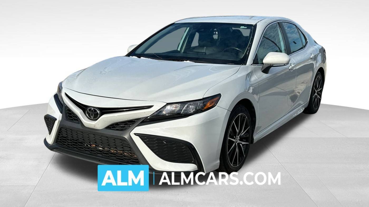 2022 Toyota Camry SE — Sedan — 65,233 mi — Lithia Springs, GA