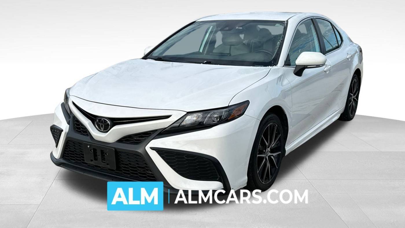 2022 Toyota Camry SE — Sedan — 63,775 mi — Lithia Springs, GA