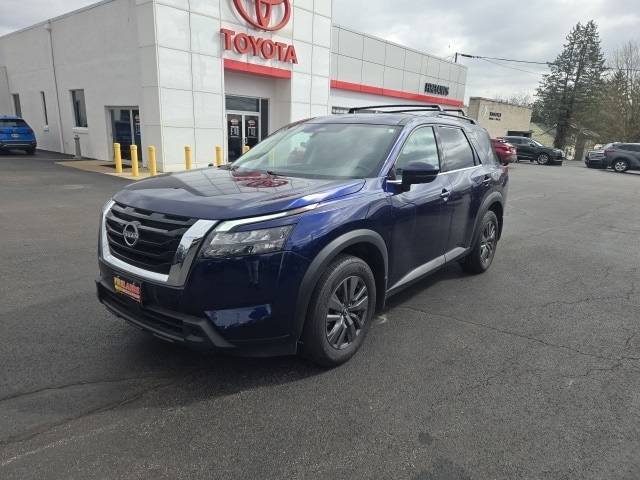2023 Nissan Pathfinder SV — SUV — 14,260 mi — Wooster, OH