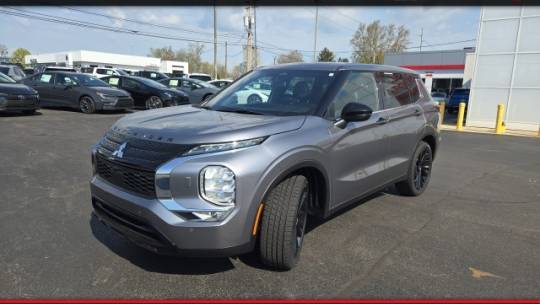 2022 Mitsubishi Outlander Black Edition