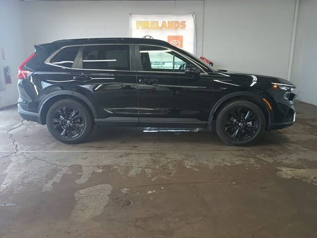2025 Honda CR-V Hybrid Sport Touring — SUV — 4,000 mi — Wooster, OH