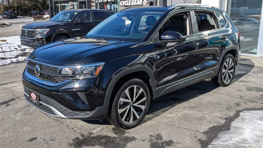 2022 Volkswagen Taos SE — SUV — 10,960 mi — White Plains, NY