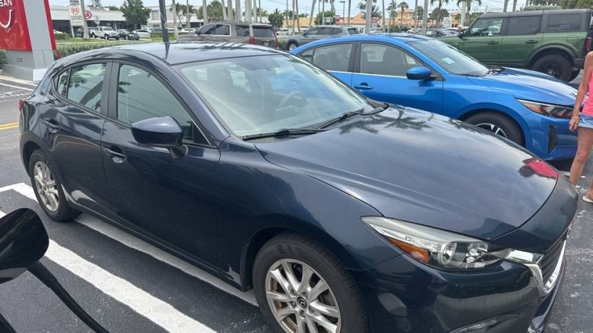 2017 Mazda MAZDA3 Sport