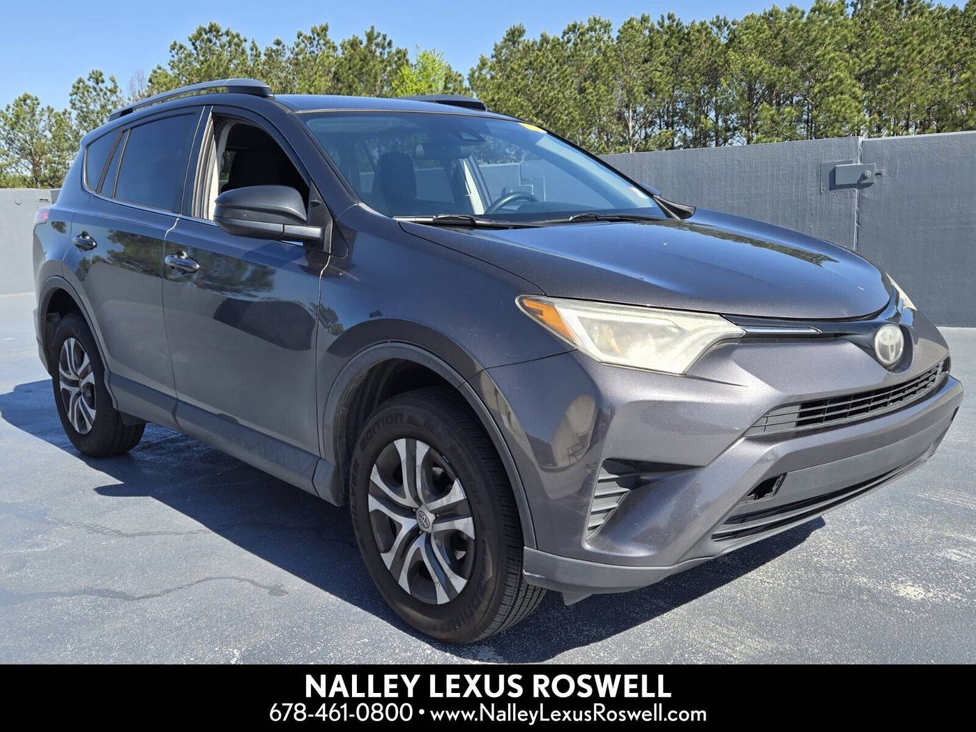2017 Toyota RAV4 LE — SUV — 155,144 mi — Roswell, GA