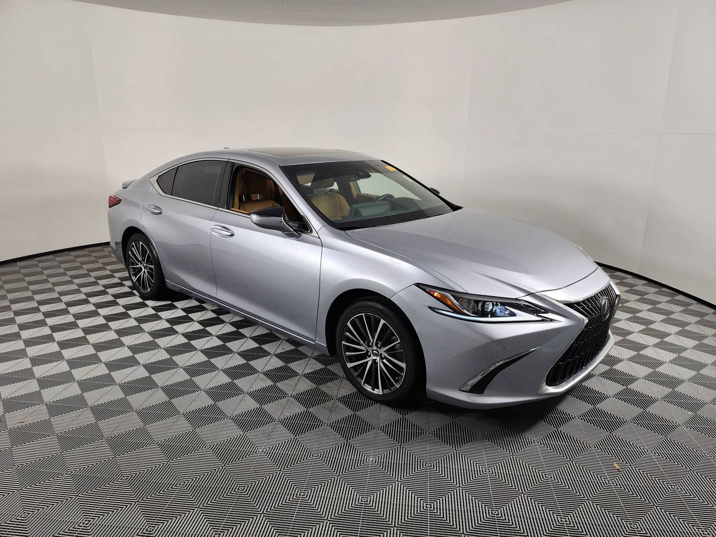 2023 Lexus ES ES 300h — Sedan — 40,769 mi — Smyrna, GA