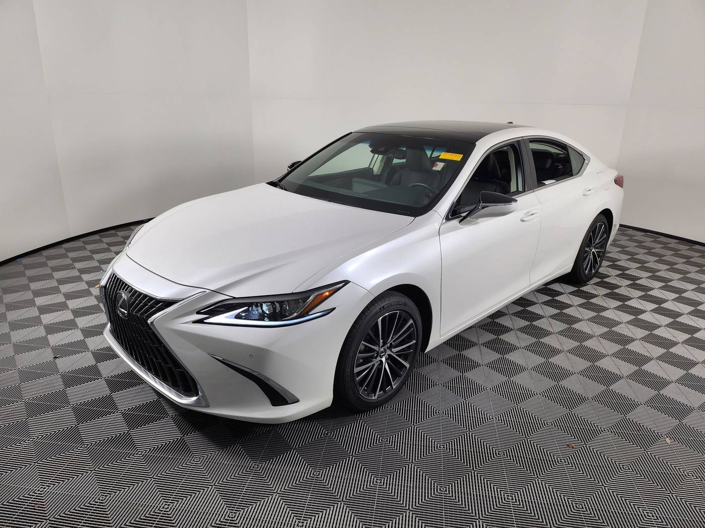 2023 Lexus ES ES 350 — Sedan — 5,422 mi — Smyrna, GA