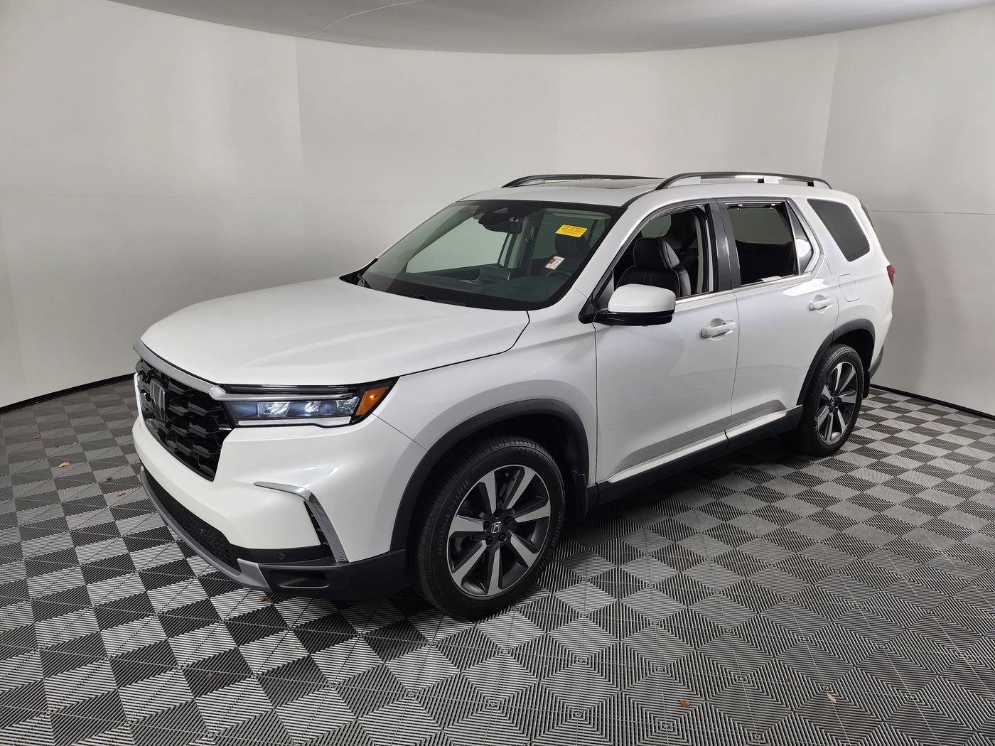 2025 Honda Pilot Elite — SUV — 15,349 mi — Smyrna, GA