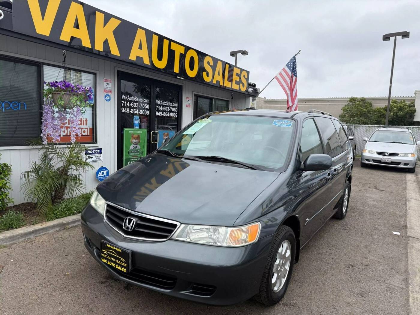 2004 Honda Odyssey EX-L — Minivan — 69,028 mi — Huntington Beach, CA