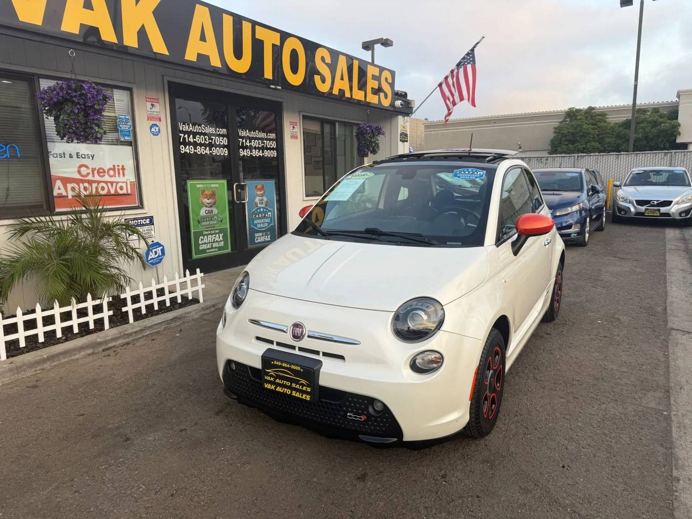 2018 FIAT 500e Base — Hatchback — 16,922 mi — Huntington Beach, CA