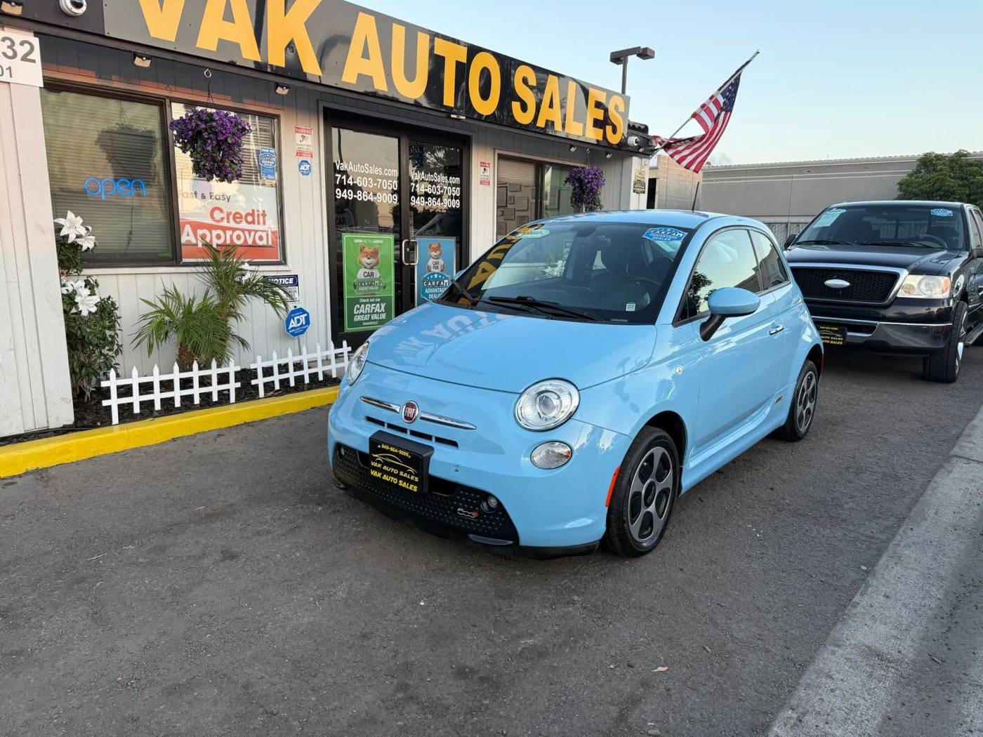 2016 FIAT 500e Base — Hatchback — 60,380 mi — Huntington Beach, CA