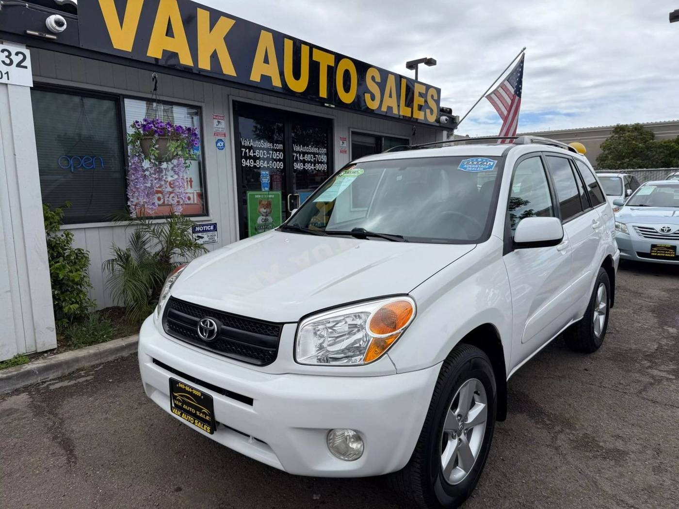 2005 Toyota RAV4 Base — SUV — 122,939 mi — Huntington Beach, CA