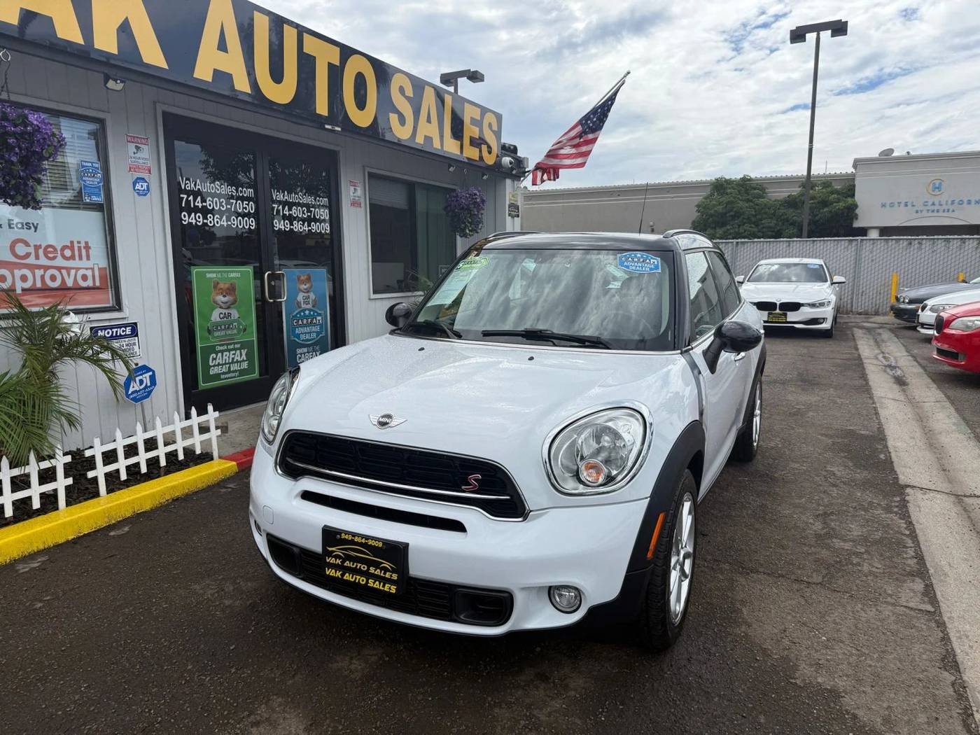 2015 MINI Countryman Cooper S — SUV — 95,095 mi — Huntington Beach, CA